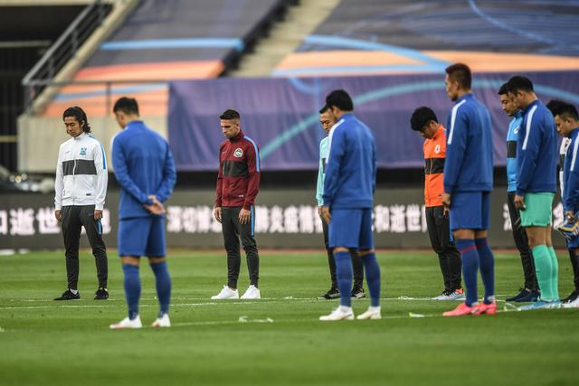 切尔西与18岁右后卫阿奇姆彭续约至2029年